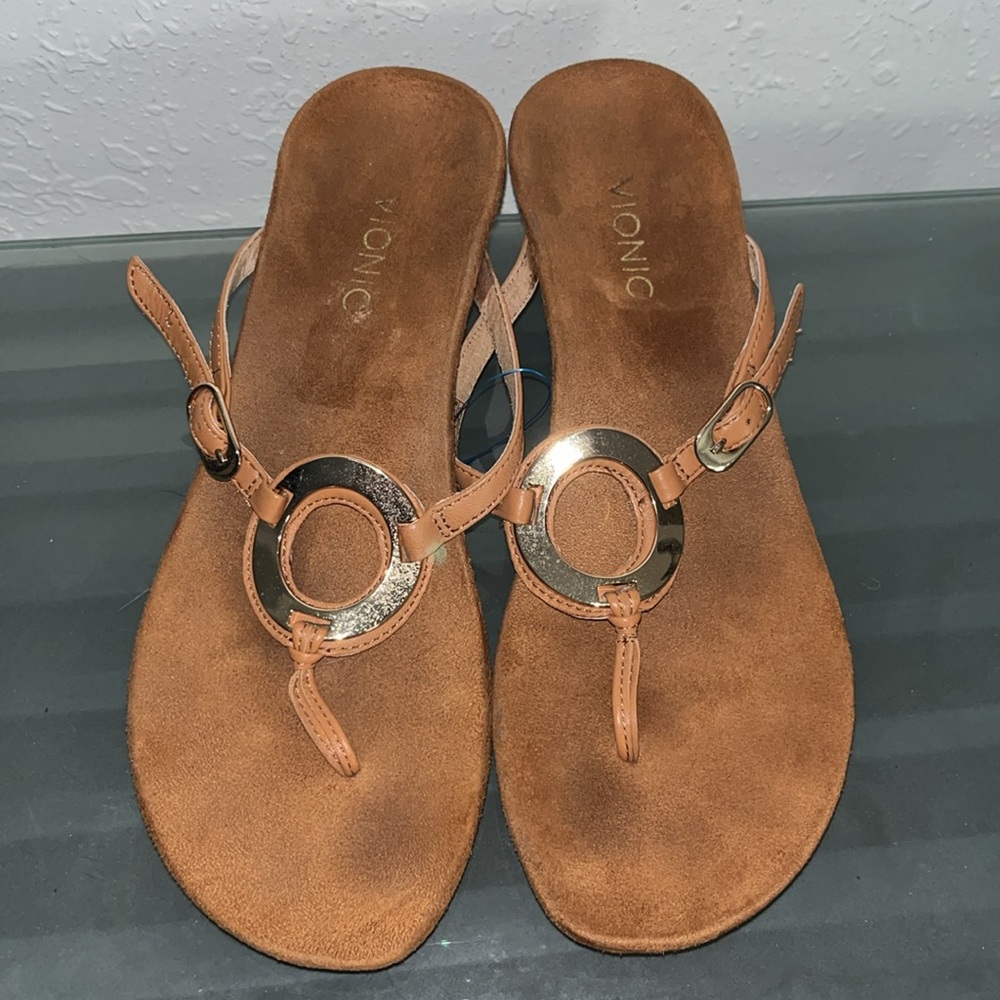 Vionic Orthaheel Orchid Brown Thong Wedge Sandals